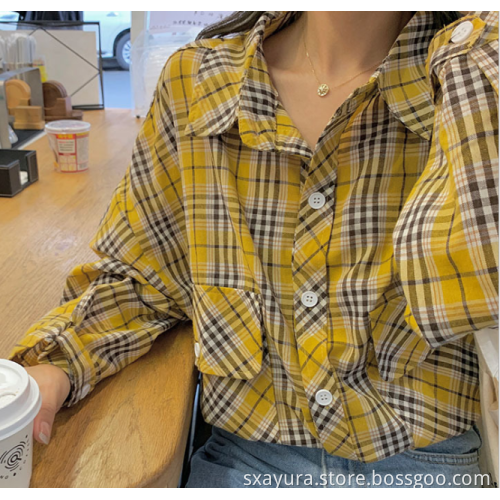 Yellow Long-sleeved round neck western style blouse